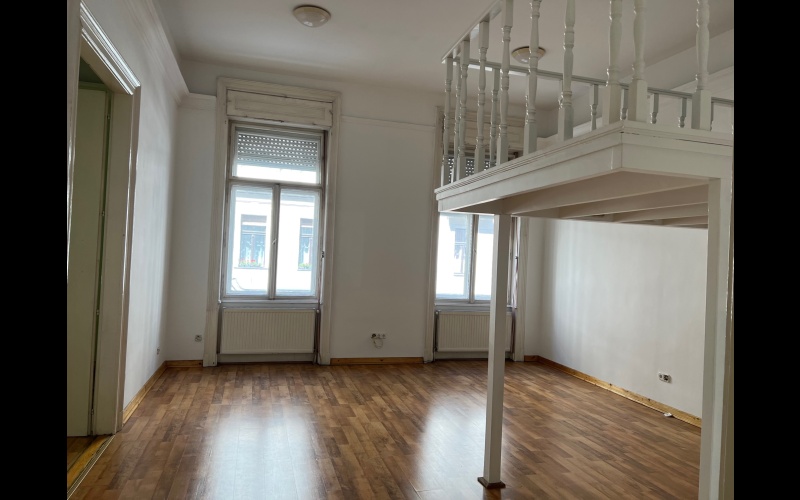 Livingroom - Before