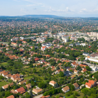 How much does it cost to buy a house in the Budapest metropolitan area now?