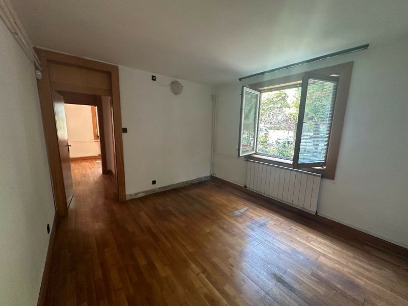 Renovatieobject op 95 m2 met 30 m2 terras en 20 m2 op een toplocatie van district 2!