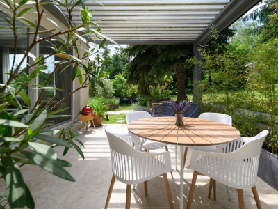 106 m2 renovated flat with garden connection in a green area off Hűvösvölgyi út!