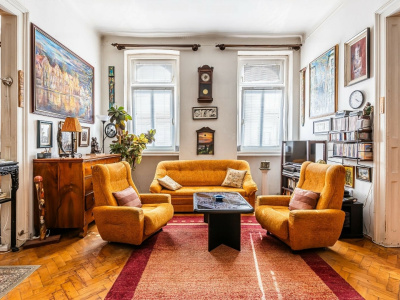 Classic 2nd floor 87 m2 flat at a good price two steps from Vérmező in district 12!