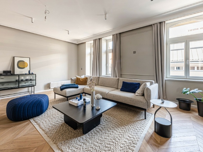 Elegante, gerenoveerde 4e verdieping 104 m2 flat nabij Vérmező, Városmajor en Széll Kálmán Square!