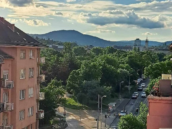 66 m2 flat below on top floor with own terrace below Buda Castle near Vérmező for a good price!